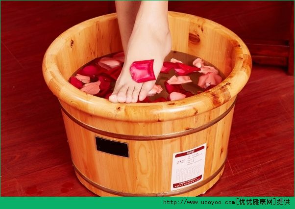 泡腳出汗是怎么回事？泡腳微微出汗實屬正常(2)