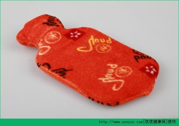 用熱水袋暖腎是怎么回事？用熱水袋暖腎的好處有哪些？(1)