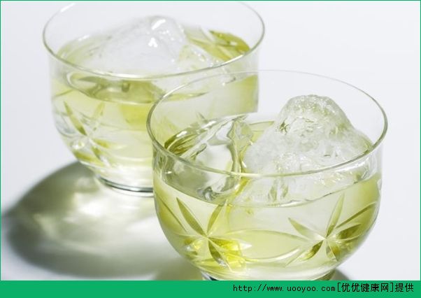 檸檬水能用開(kāi)水泡嗎？喝檸檬水需要注意什么(3)