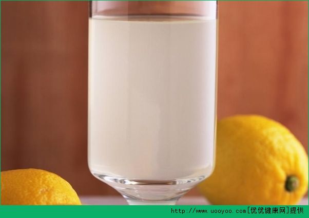 檸檬水能用開(kāi)水泡嗎？喝檸檬水需要注意什么(5)