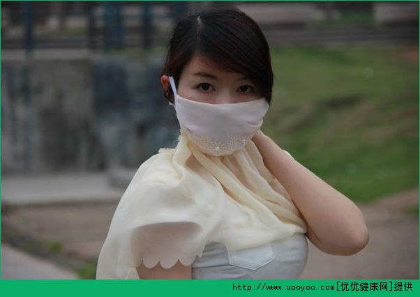 春天臉上過敏怎么辦？春天臉上過敏起小疙瘩怎么治療？(4)