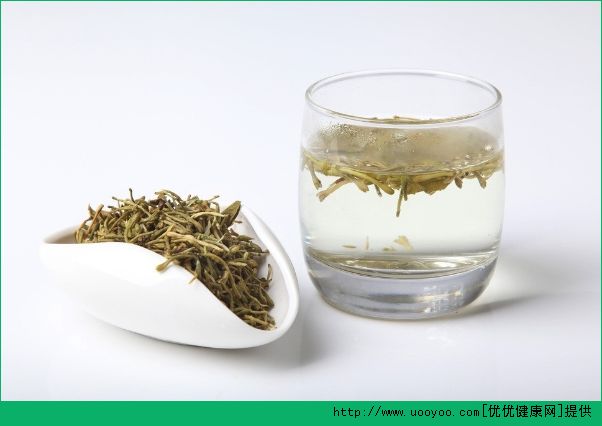 喉嚨痛可以吃檸檬嗎？喉嚨痛喝檸檬水好嗎？(3)