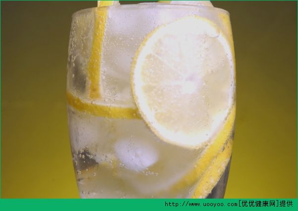 檸檬片用什么水泡？檸檬泡水用熱水還是冷水(2)
