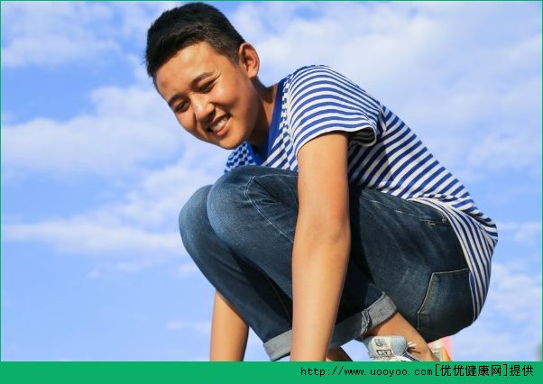 15歲腎虛脫發(fā)怎么治療？15歲腎虛脫發(fā)怎么辦？(4)