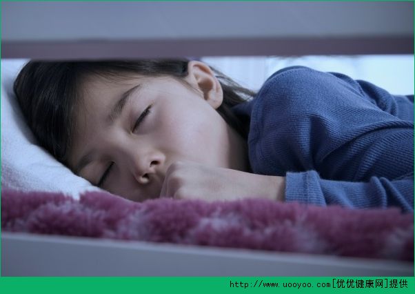 15歲女孩掉頭發(fā)怎么辦？15歲女孩禿頭的原因(3)