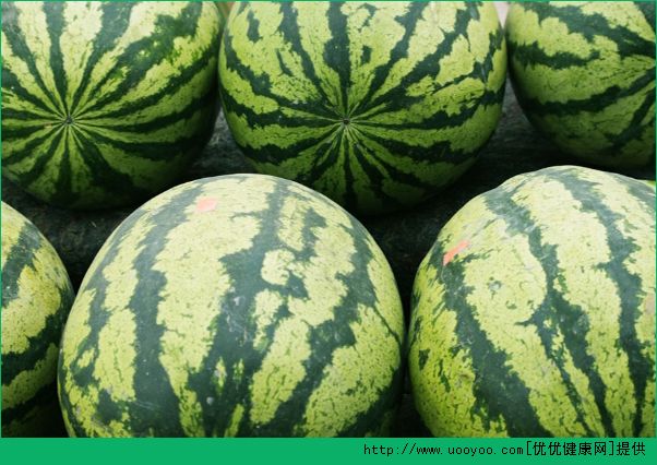 中暑能不能吃西瓜？中暑吃西瓜好不好？(4)