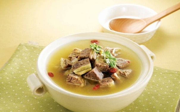 蠶豆牛肉湯怎么做？蠶豆牛肉湯的做法(1)