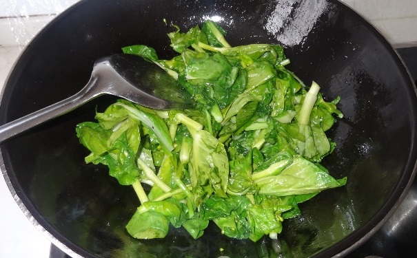 炒菜如何不粘鍋？炒菜不粘鍋的技巧(1)