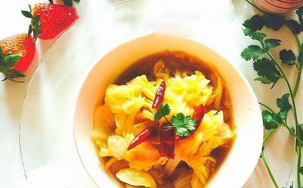 圓白菜怎么做好吃？圓白菜的營養(yǎng)做法(1)