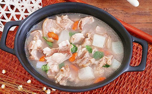 羊排燉蘿卜怎么做好吃？羊排燉蘿卜湯的做法(1)