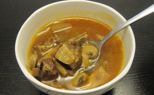 牛肉湯怎么做好吃？牛肉湯怎么做更營(yíng)養(yǎng)？(1)