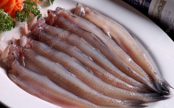 九肚魚(yú)豆腐紅蘿卜湯怎么做？九肚魚(yú)豆腐紅蘿卜湯有什么功效？(1)