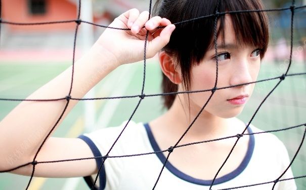 內(nèi)向男生怎么追女生？?jī)?nèi)向男生如何追女生？(3)