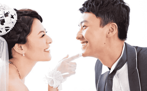 對(duì)視8秒以上可以增進(jìn)感情嗎？深情對(duì)視能深化感情嗎？(1)