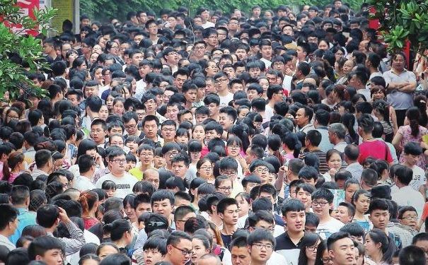 為考生發(fā)人民幣減壓，考生做這些事情能減輕壓力！(3)