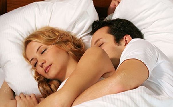 婚姻是性生活的殺手嗎？睡眠對夫妻關(guān)系有什么影響？(1)