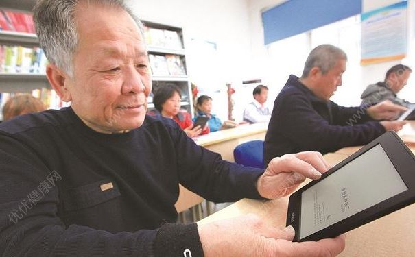 老人逼生病小孩讓座：生病拿證明來，沒證明就得讓座(3)