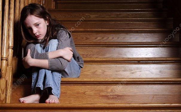 9歲孤僻男孩被刑拘，疑因想殺死螞蚱而與他人發(fā)生爭執(zhí)(4)