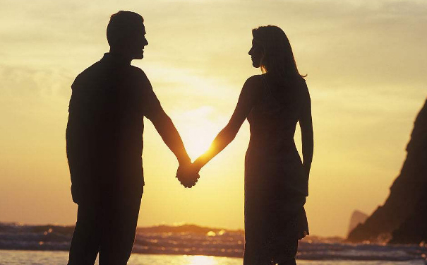 怎樣有效的拒絕花心男人求愛(ài)？夫妻離婚背后有什么隱情？(1)