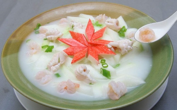 秋季養(yǎng)生湯怎么做？滋陰潤(rùn)燥養(yǎng)生湯推薦(1)