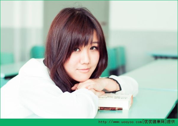 有兩個(gè)人喜歡我怎么辦？我的兩個(gè)好朋友都喜歡我怎么辦？(4)