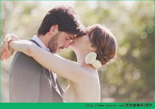 吳奇隆劉詩詩大婚 和比自己大的男人結(jié)婚好嗎？(2)