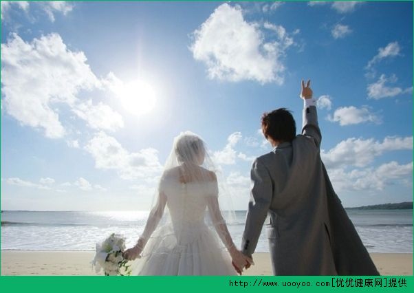 吳奇隆劉詩詩大婚 和比自己大的男人結(jié)婚好嗎？(3)