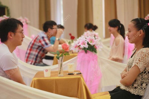 女子5年相親百次 相親怎么看出男孩人品？(3)