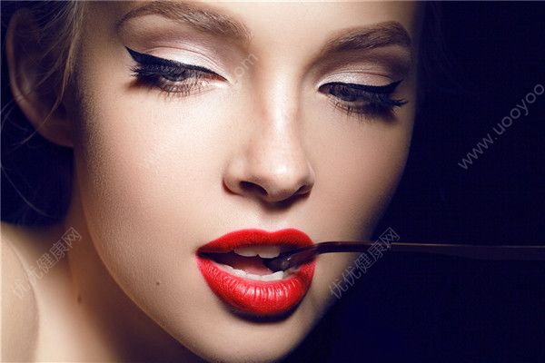女人為什么會(huì)出軌？女人出軌的心理分析(1)