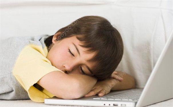 怎么戒掉孩子網(wǎng)癮？孩子網(wǎng)癮怎么治療？(3)