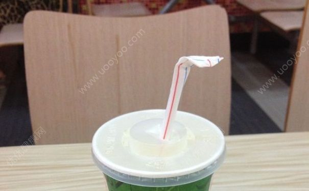 為什么我喜歡咬吸管？喜歡咬吸管代表什么？(3)