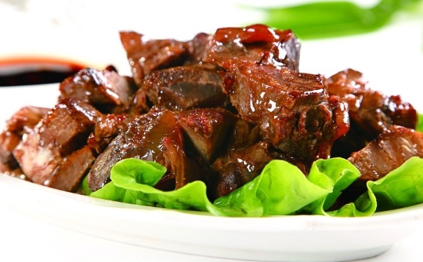 牛肉的營養(yǎng)價(jià)值有哪些？男性吃牛肉有什么好處？(1)