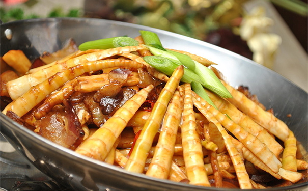 竹筍能和豆腐一起吃嗎？竹筍和豆腐一起吃有什么好處和壞處？(1)