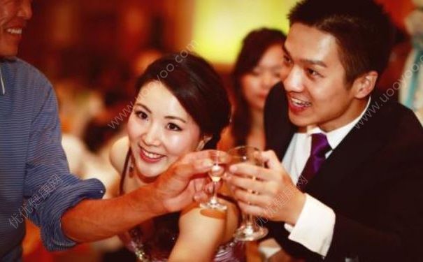情侶推掉勸酒被認為不給面子，怎樣推掉勸酒最好？(3)
