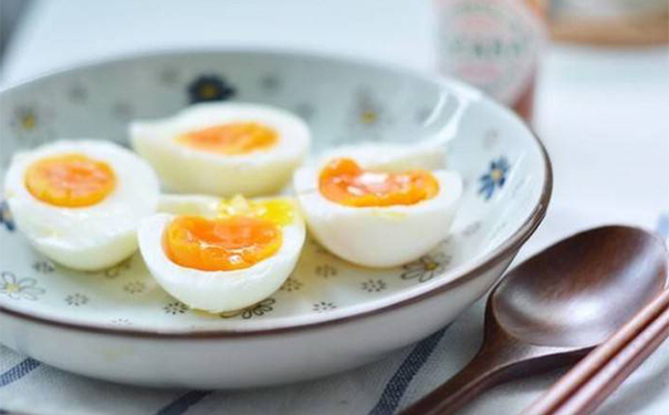 煮雞蛋有哪些誤區(qū)？煮雞蛋怎么煮更營養(yǎng)？(1)