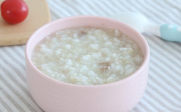 嬰兒輔食吃什么好？嬰兒吃什么輔食比較好？(1)