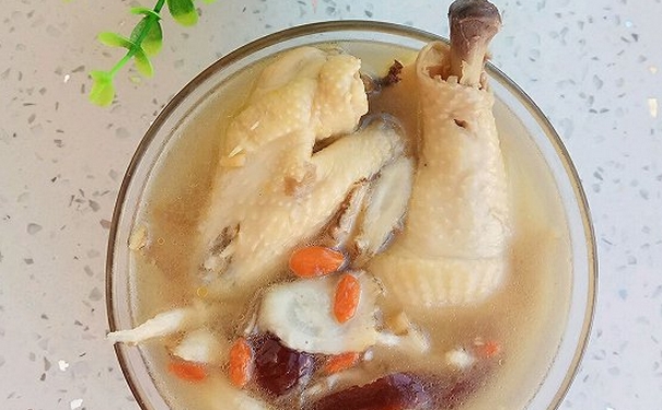 老母雞湯有什么功效？老母雞湯怎么做？(1)