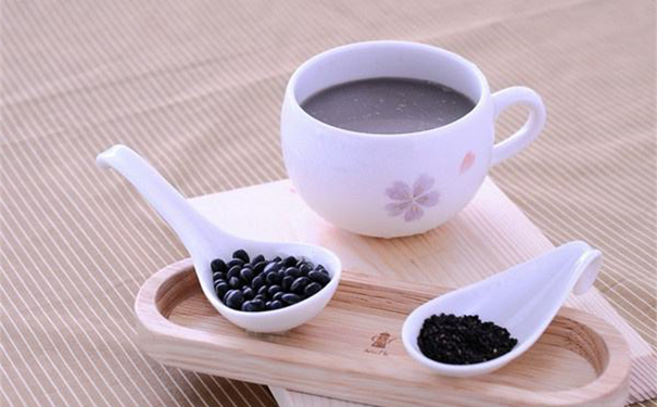 黑豆有補(bǔ)腎的作用嗎？黑豆怎么吃補(bǔ)腎效果好？(1)