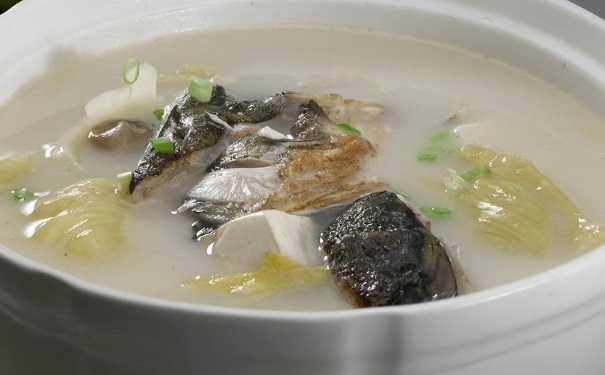 魚頭豆腐湯怎么做好吃？魚頭豆腐湯的做法有哪些？(1)