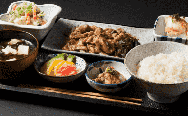 減肥午餐應(yīng)該怎么吃？午餐怎么吃能減肥？(1)