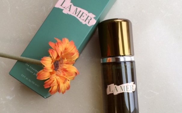 海藍(lán)之謎修護(hù)精萃液好用嗎？海藍(lán)之謎修護(hù)精萃液怎么樣？(1)
