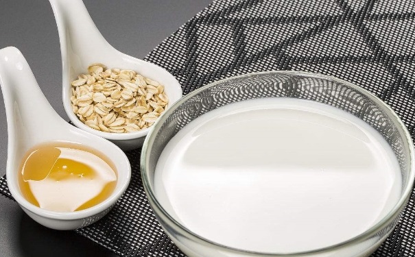 怎樣用食品制作唇膜？用食品制作唇膜的方法有哪些？(1)