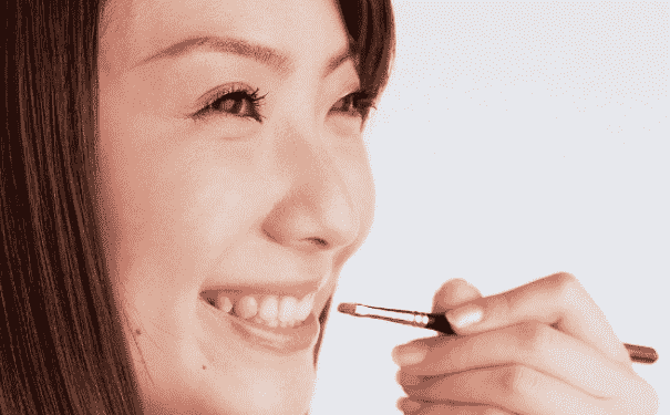 如何打造完美裸妝？打造完美裸妝有什么技巧？(1)