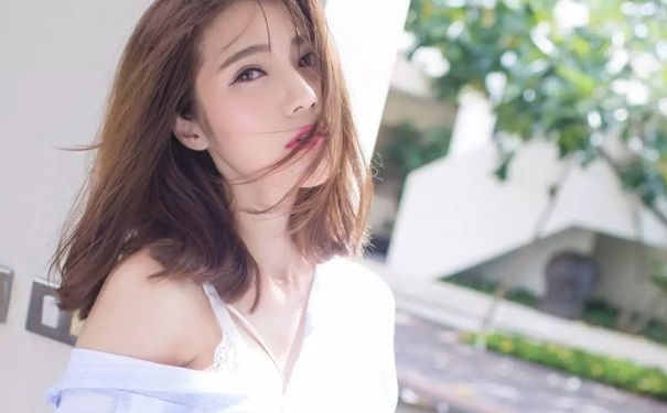 如何對抗乳房衰老？如何挽救乳房衰老？(1)
