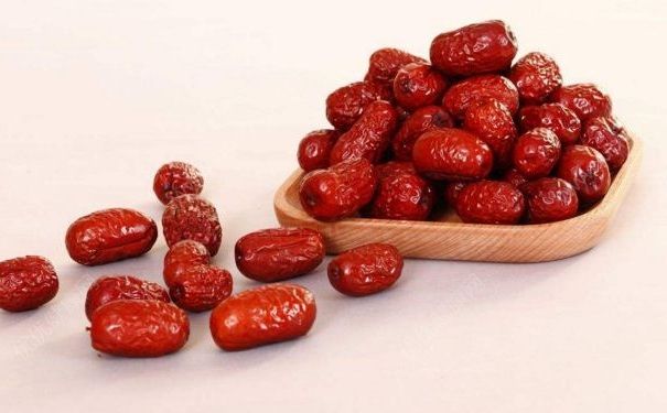 冬天吃什么食物能讓人面色紅潤(rùn)？冬天吃這些能護(hù)膚(2)