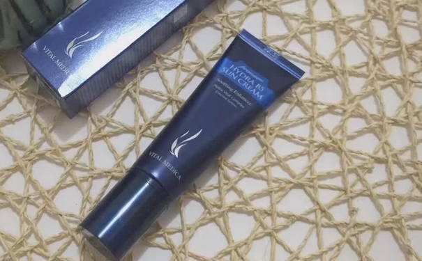 用過期的隔離霜會怎么樣？用過期的隔離霜有什么危害？(1)
