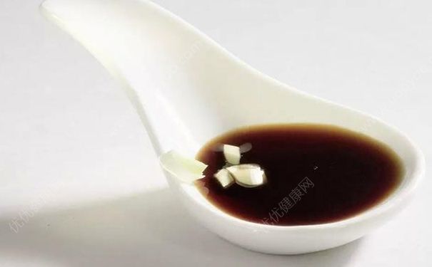 涼拌菜放生抽還是老抽？涼拌菜放什么醬油好？(4)