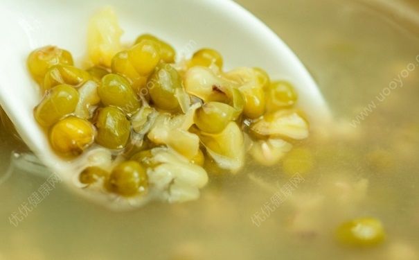 冰糖和綠豆能一起吃嗎？冰糖能和綠豆一起煮嗎？(1)