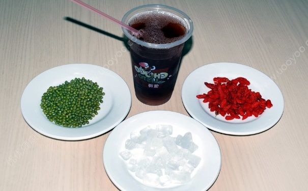冰糖和綠豆能一起吃嗎？冰糖能和綠豆一起煮嗎？(3)