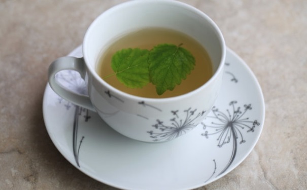 夏天喝什么茶好呢？夏天喝什么茶比較好？(1)